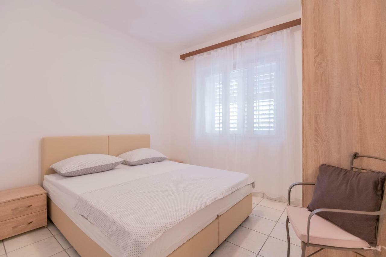 Amalia Apartamento Podgora