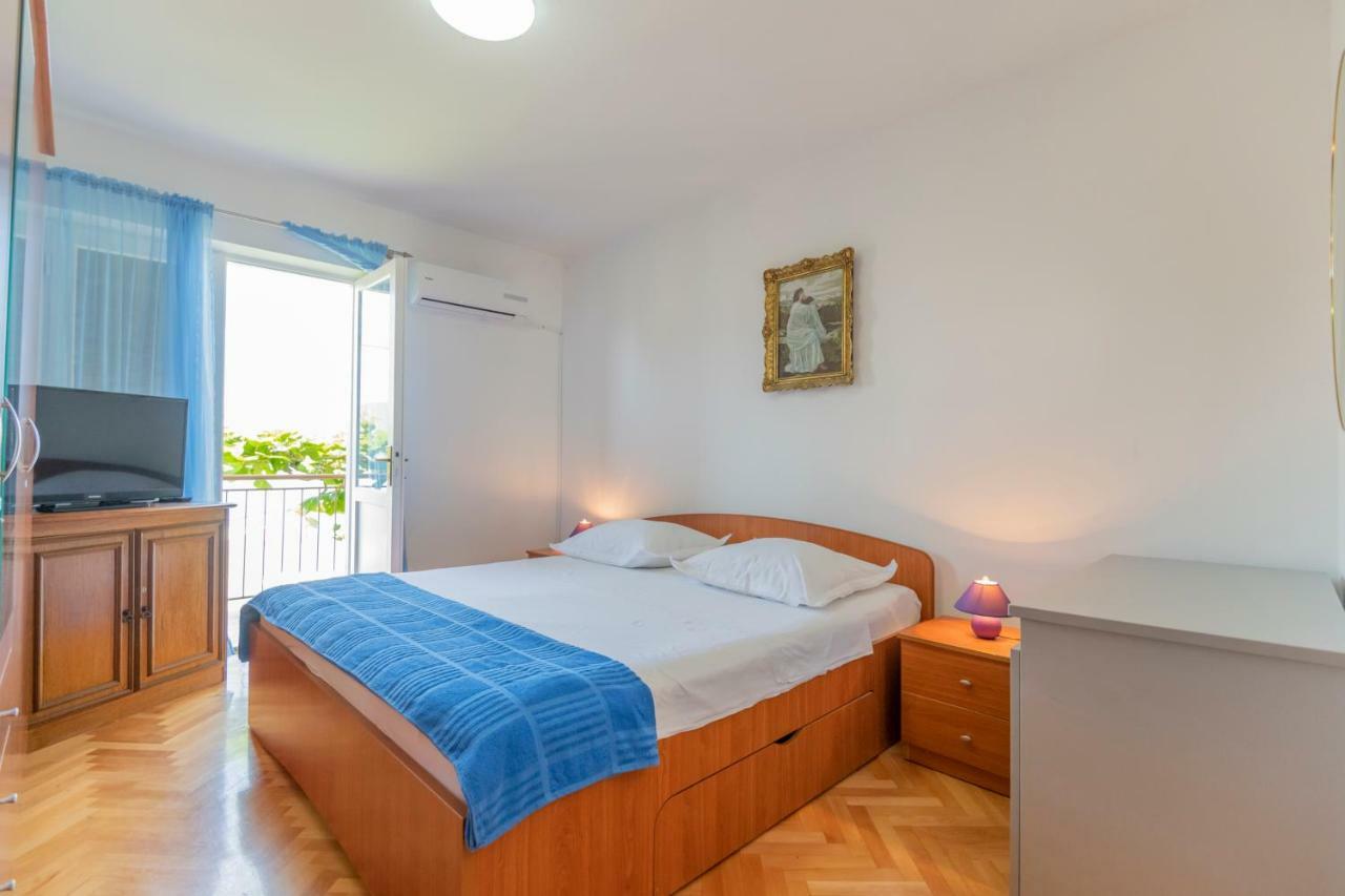 Amalia * Podgora