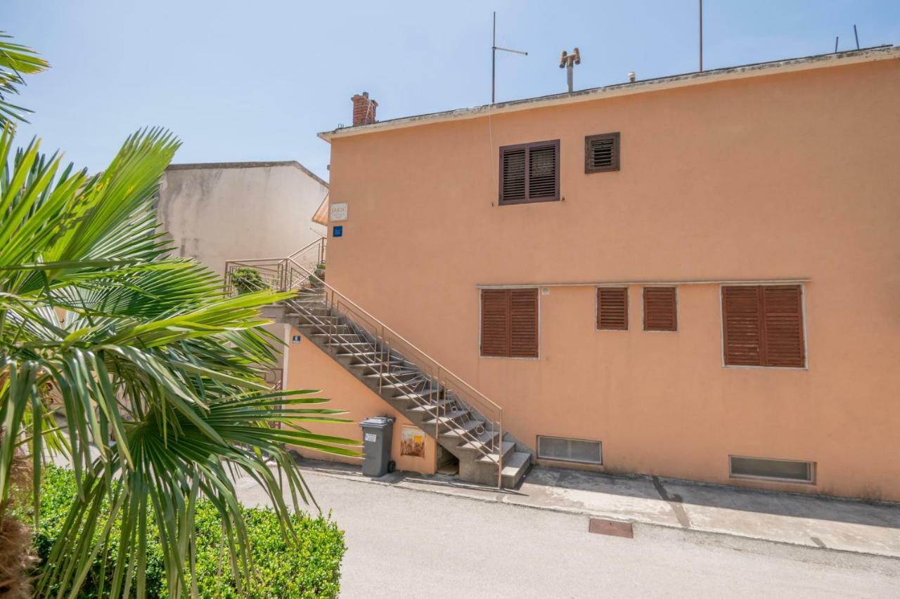 Amalia Apartamento Podgora